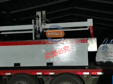 山東日照-劉總 訂購(gòu)二手水刀物流裝車(chē)發(fā)貨